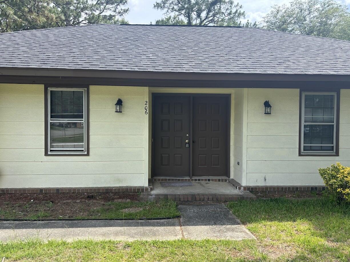 206 Longleaf Road Summerville, SC 29486 - Photo 2 of 15