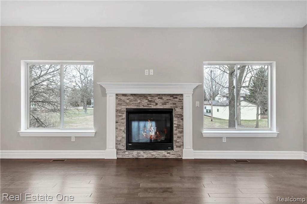 3781 Milano Ct. Rochester Hills, MI 48307 - Photo 12 of 38