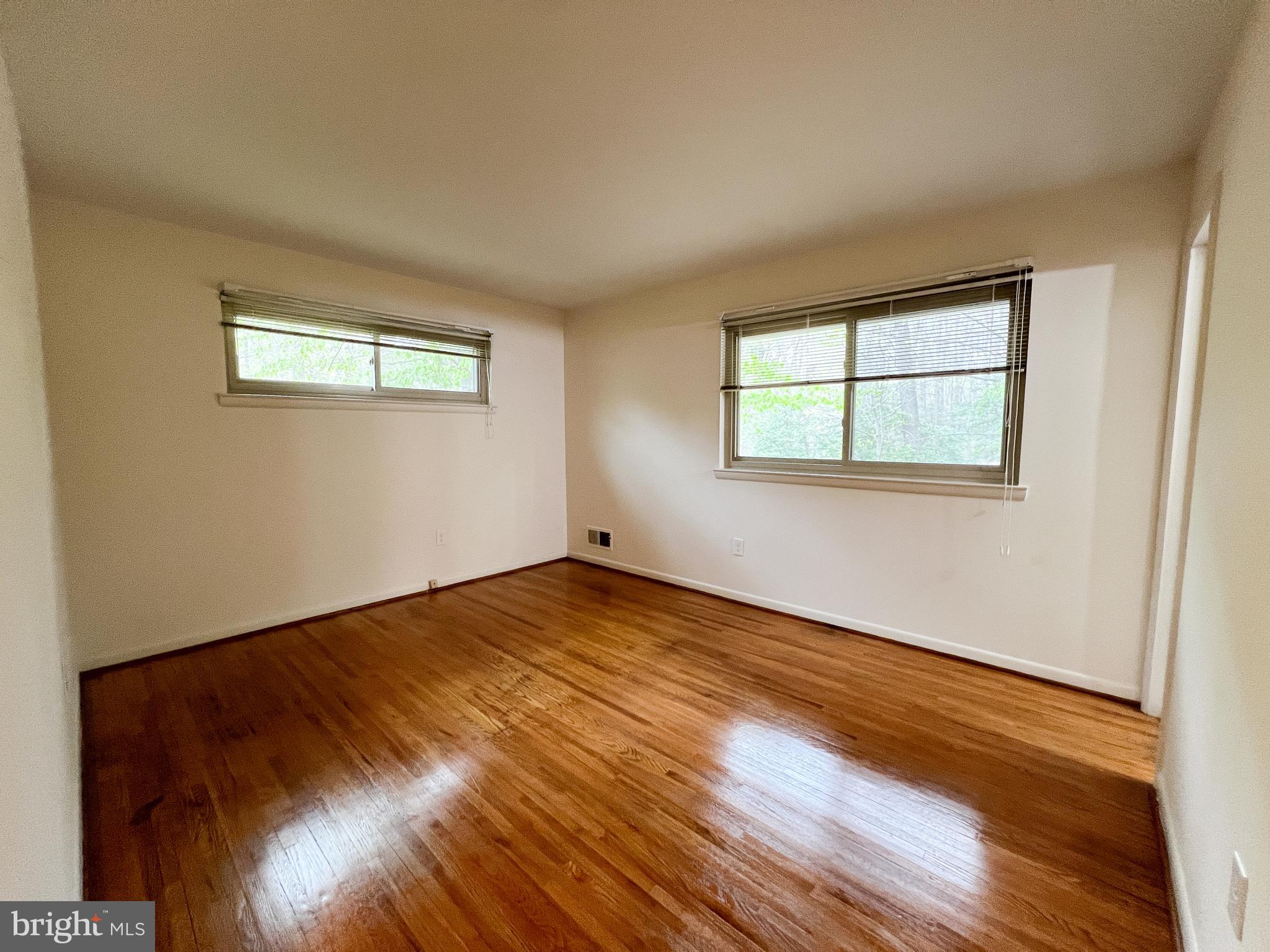 10810 Margate Road Silver Spring, MD 20901 - Photo 19 of 36 Primary Bedroom with attached Bathroom