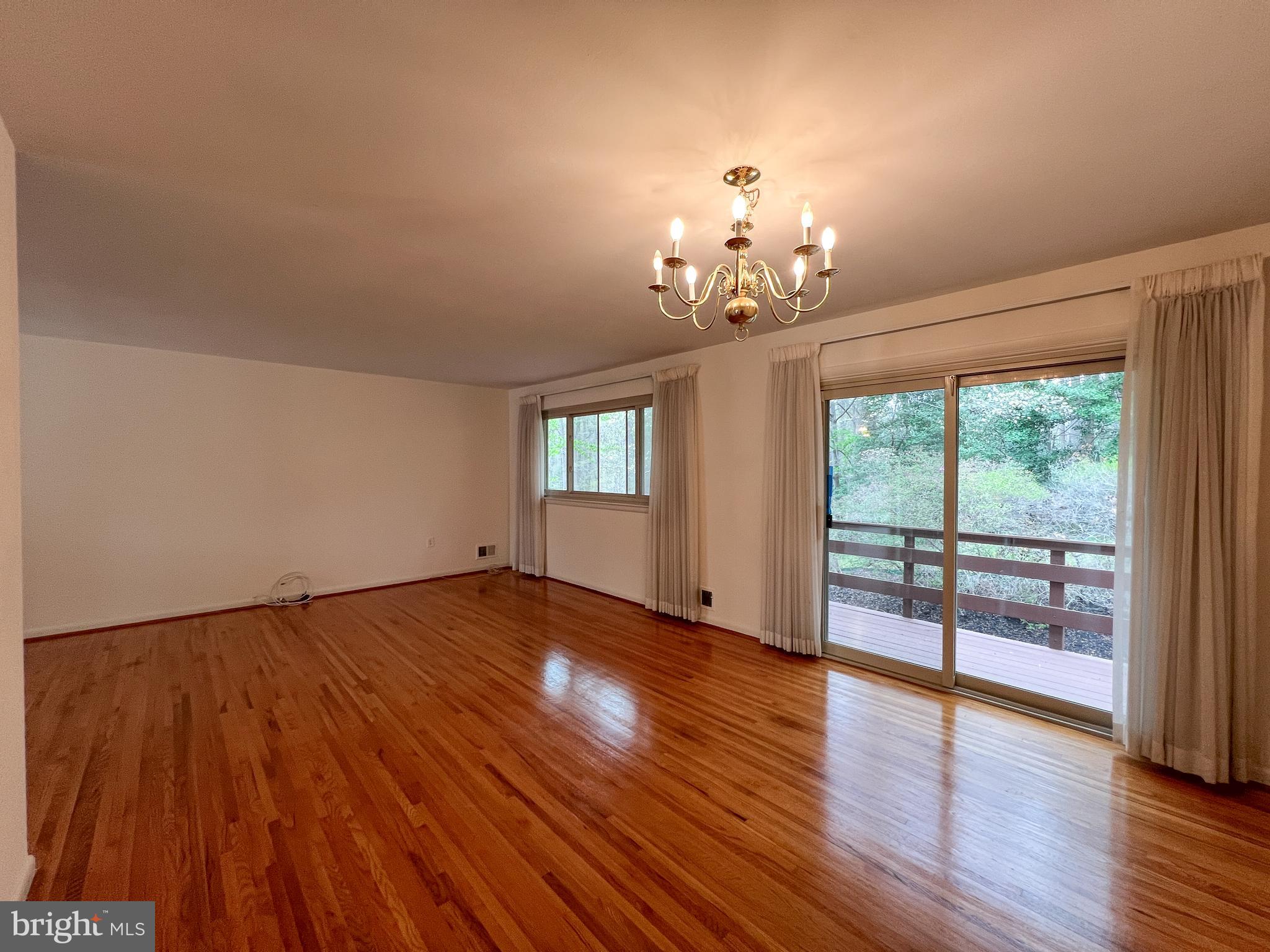 10810 Margate Road Silver Spring, MD 20901 - Photo 10 of 36 Dining Room, Living Room
