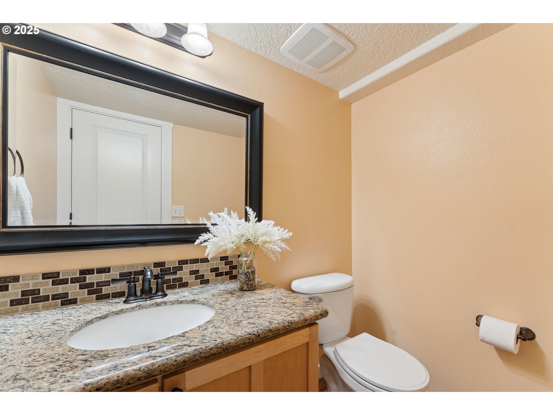 1267 Southeast Stapleton Loop Gresham, OR 97080 - Photo 20 of 48 Partial Bath