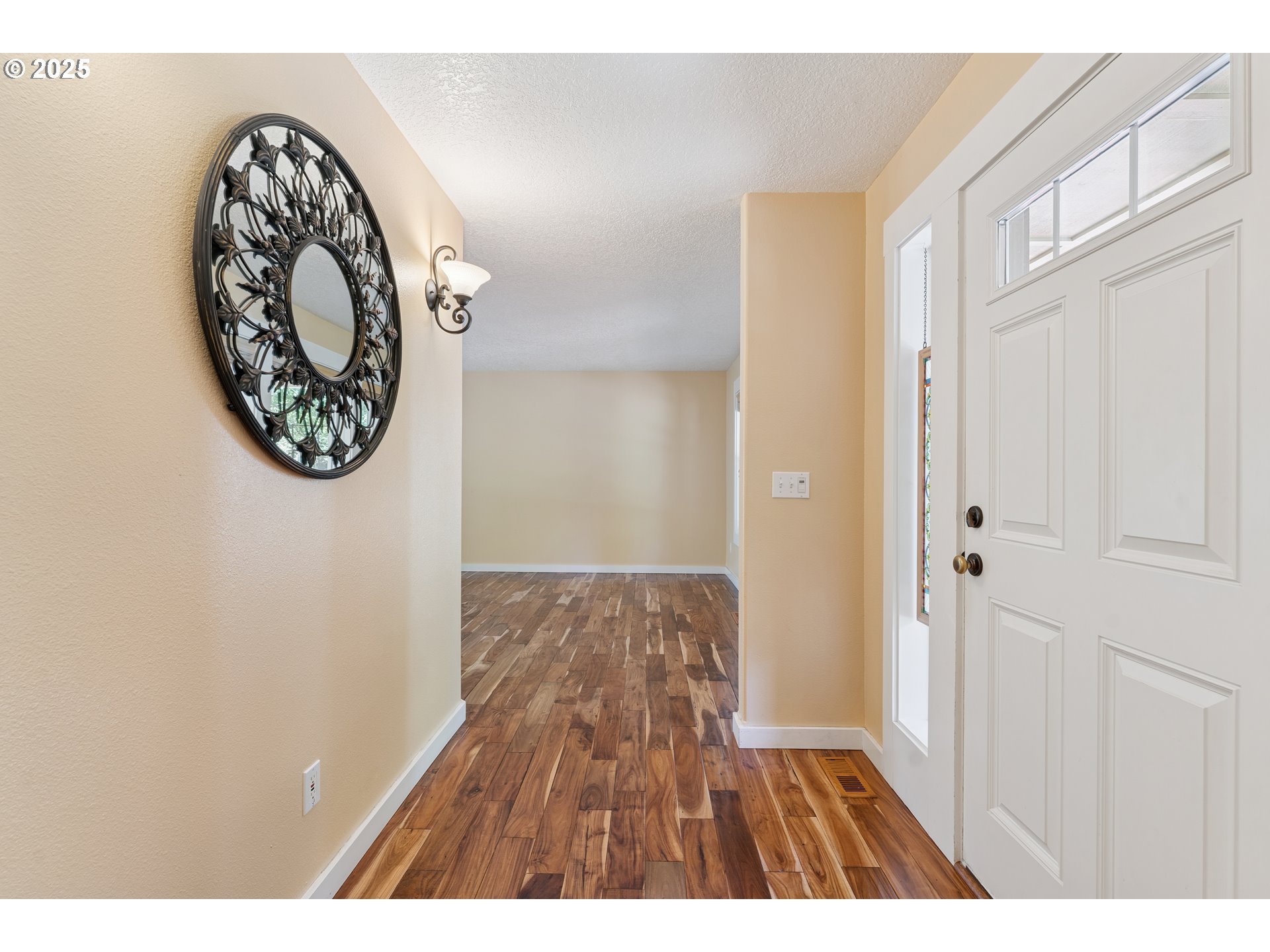 1267 Southeast Stapleton Loop Gresham, OR 97080 - Photo 4 of 48 Gallery Image 4