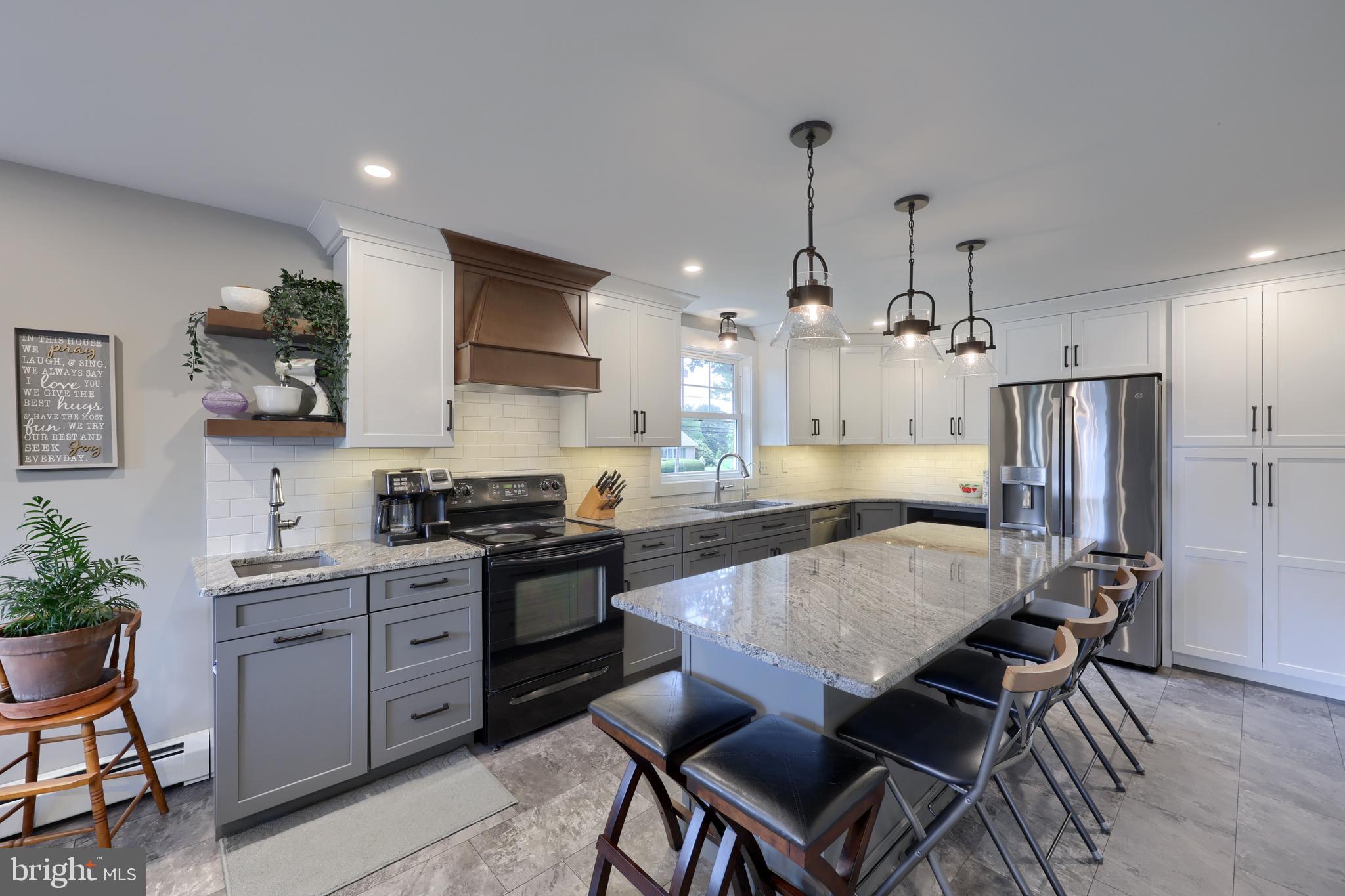 809 Furnace Hills Pike Lititz, PA 17543 - Photo 12 of 44 Gallery Image 12