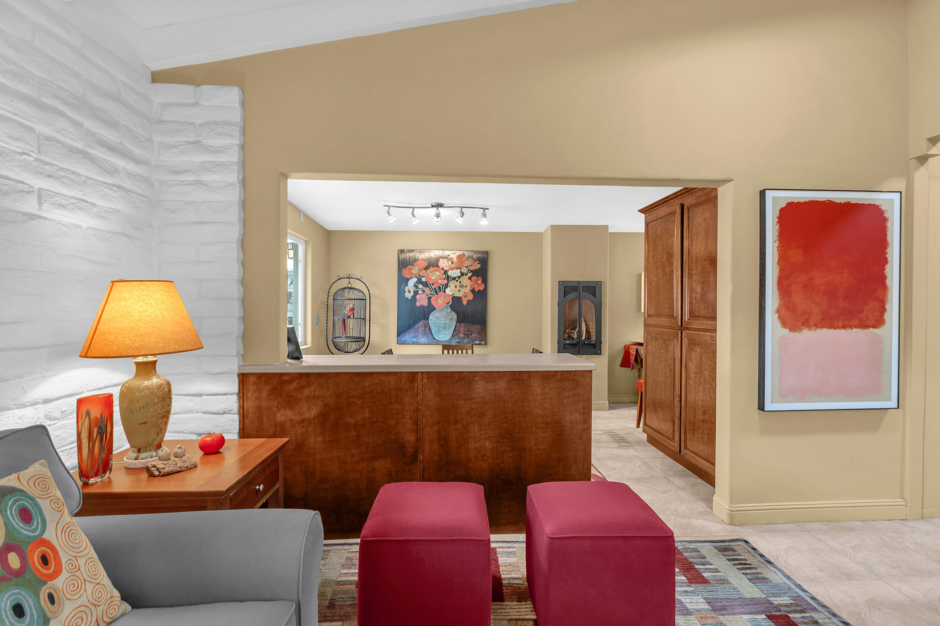 69850 Highway 111, Unit 56 Rancho Mirage, CA 92270 - Photo 11 of 46 Lots of seating options