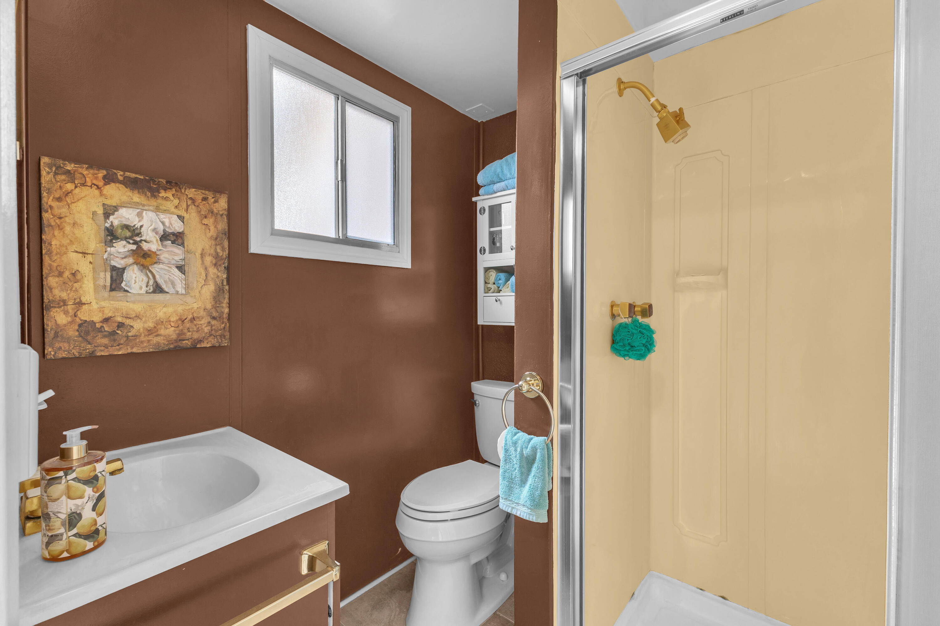 69850 Highway 111, Unit 56 Rancho Mirage, CA 92270 - Photo 23 of 46 Secondary Bathroom