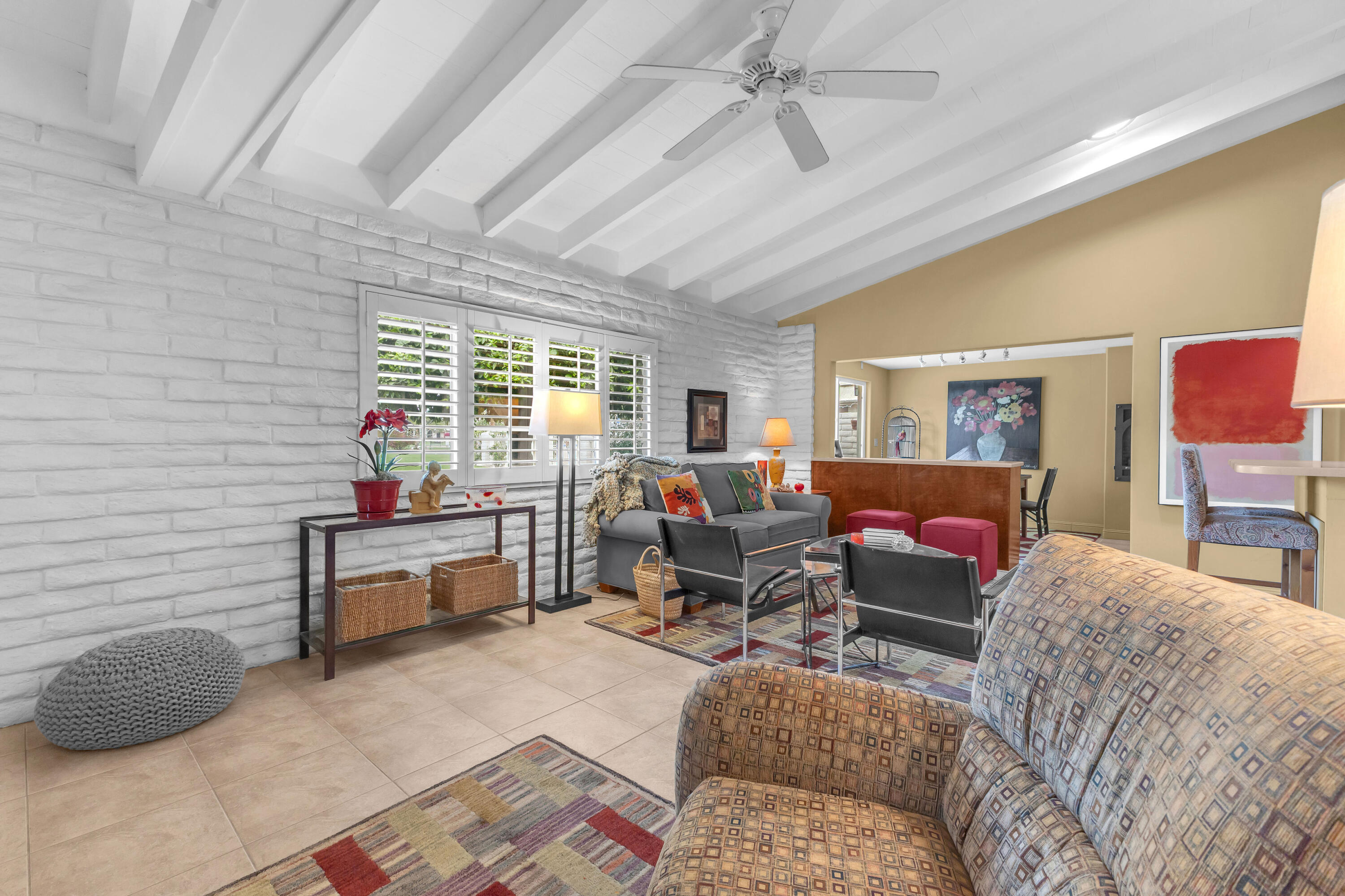 69850 Highway 111, Unit 56 Rancho Mirage, CA 92270 - Photo 4 of 46 Large great room