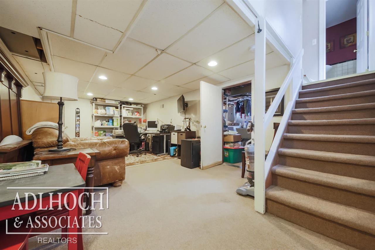 476 Cloverly Road Grosse Pointe Farms, MI 48236 - Photo 19 of 22
