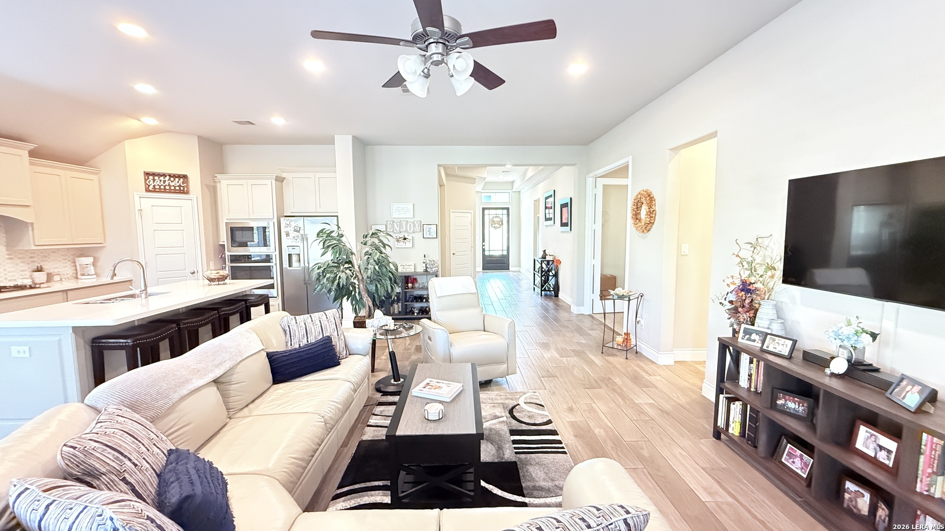 9767 Kremmen Place Boerne, TX 78006 - Photo 15 of 36