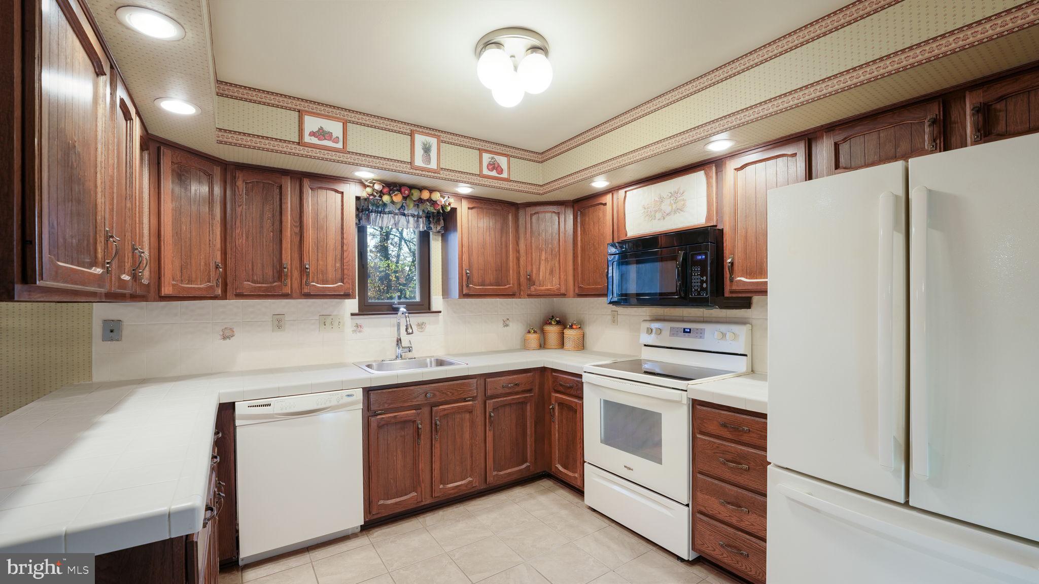 1315 Welsh Road Warrington, PA 18976 - Photo 7 of 35 Gallery Image 7