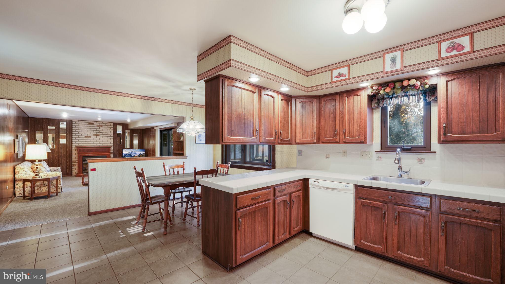 1315 Welsh Road Warrington, PA 18976 - Photo 8 of 35 Gallery Image 8