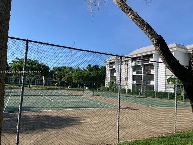 731 North Pine Island Road, Unit 305 Plantation, FL 33324 - Photo 18 of 18