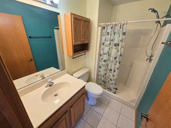 $275,000 | 130 South McGinty Street, Diamond, IL 60416