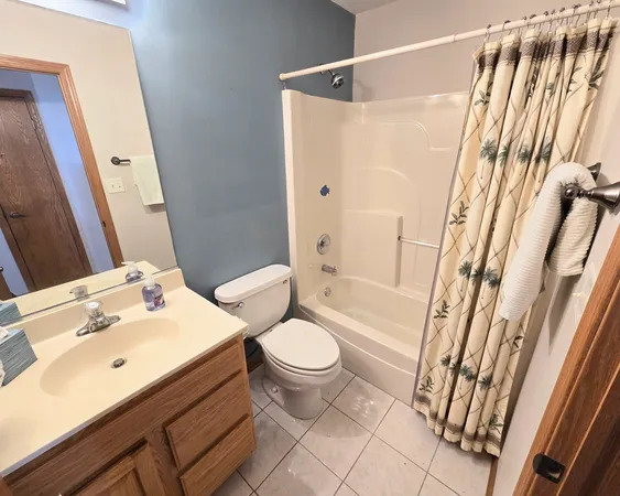 $275,000 | 130 South McGinty Street, Diamond, IL 60416