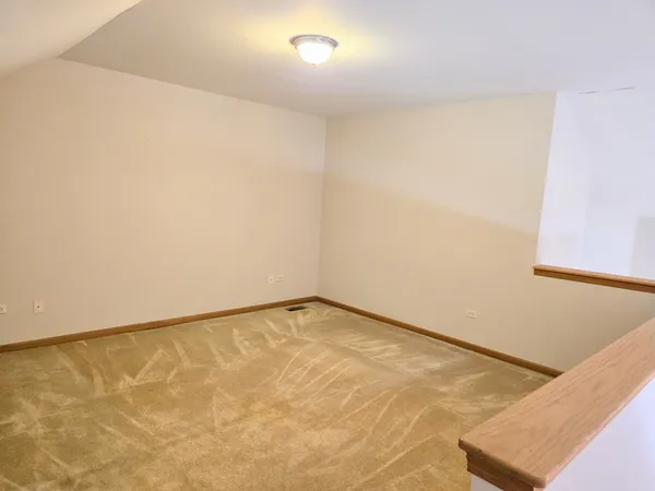 $275,000 | 130 South McGinty Street, Diamond, IL 60416