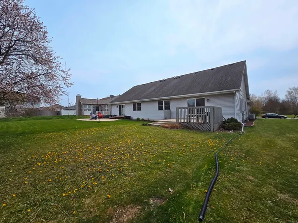 $275,000 | 130 South McGinty Street, Diamond, IL 60416