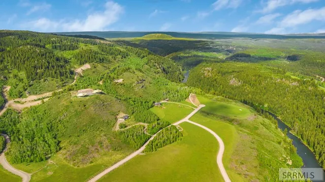 $225,000 | 1631 Royal Coachman Drive, Ashton, ID 83420