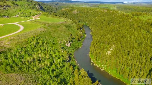 $225,000 | 1631 Royal Coachman Drive, Ashton, ID 83420