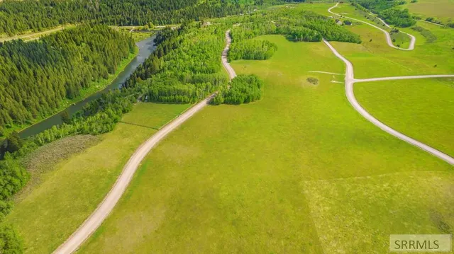 $225,000 | 1631 Royal Coachman Drive, Ashton, ID 83420