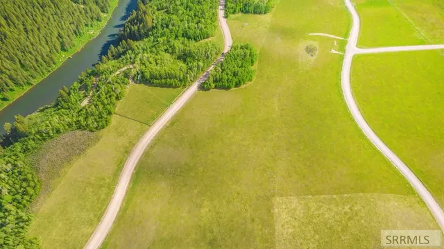 $225,000 | 1631 Royal Coachman Drive, Ashton, ID 83420