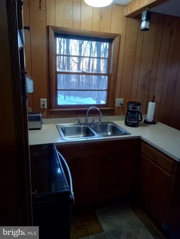 $220,000 | 155 Pee Wee Lane, Linden, VA 22642