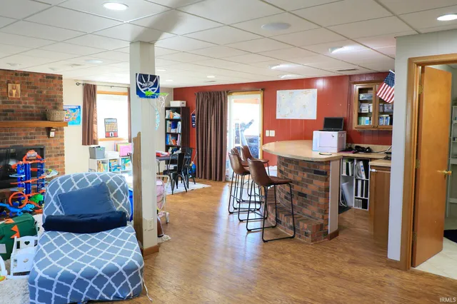 $610,000 | 4627 South 50 East, Huntingburg, IN 47542