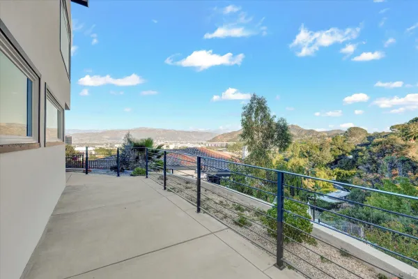 $1,399,999 | 3546 Multiview Drive, Los Angeles, CA 90068