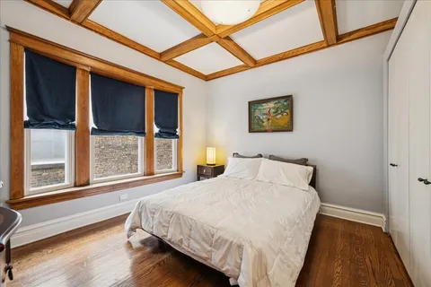 $1,200,000 | 3821 North Hamlin Avenue, Chicago, IL 60618