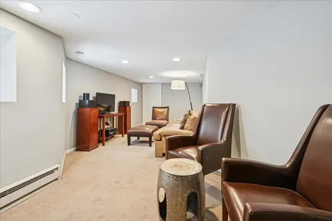 $1,200,000 | 3821 North Hamlin Avenue, Chicago, IL 60618