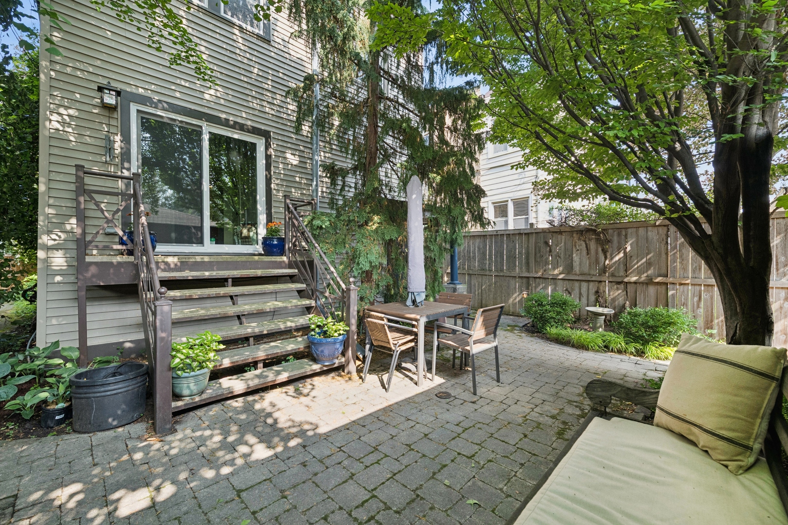 3821 North Hamlin Avenue Chicago, IL 60618 - Photo 40 of 41