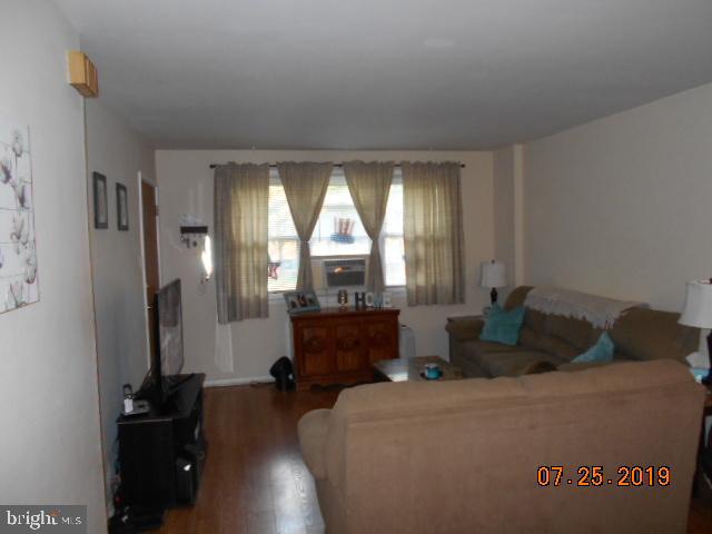 12456 Knights Road Philadelphia, PA 19154 - Photo 5 of 20 Gallery Image 5