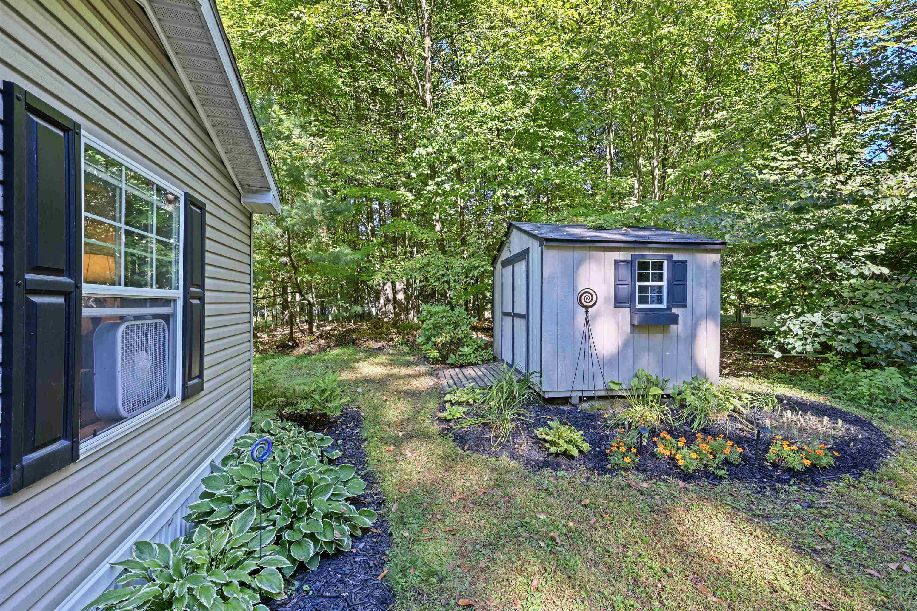 347 Shannon Road Colchester, VT 05446 - Photo 19 of 21 Gallery Image 19