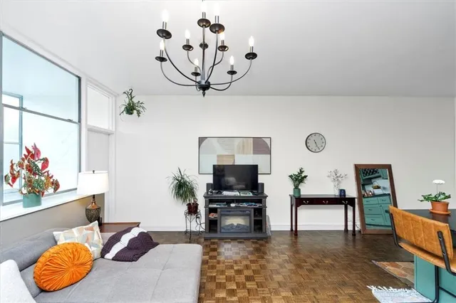 $254,900 | 3060 Pharr Ct N Northwest, Unit 423, Atlanta, GA 30305