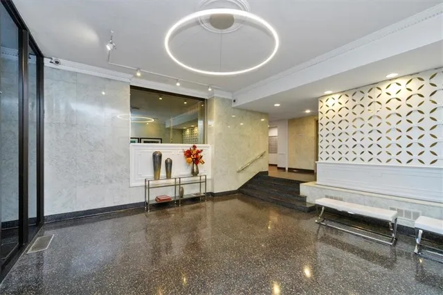 $254,900 | 3060 Pharr Ct N Northwest, Unit 423, Atlanta, GA 30305