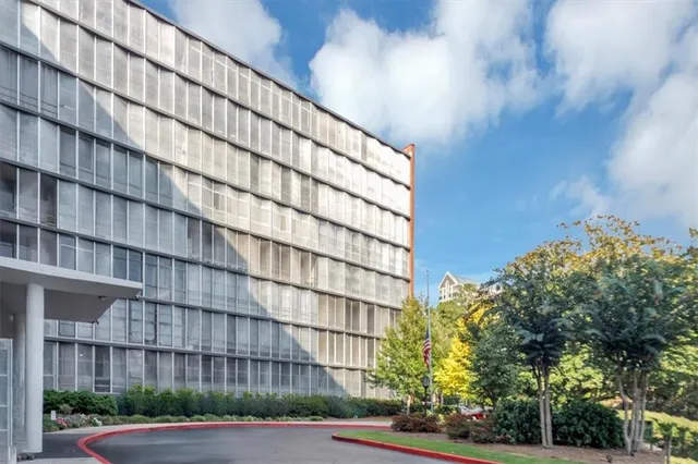 $254,900 | 3060 Pharr Ct N Northwest, Unit 423, Atlanta, GA 30305