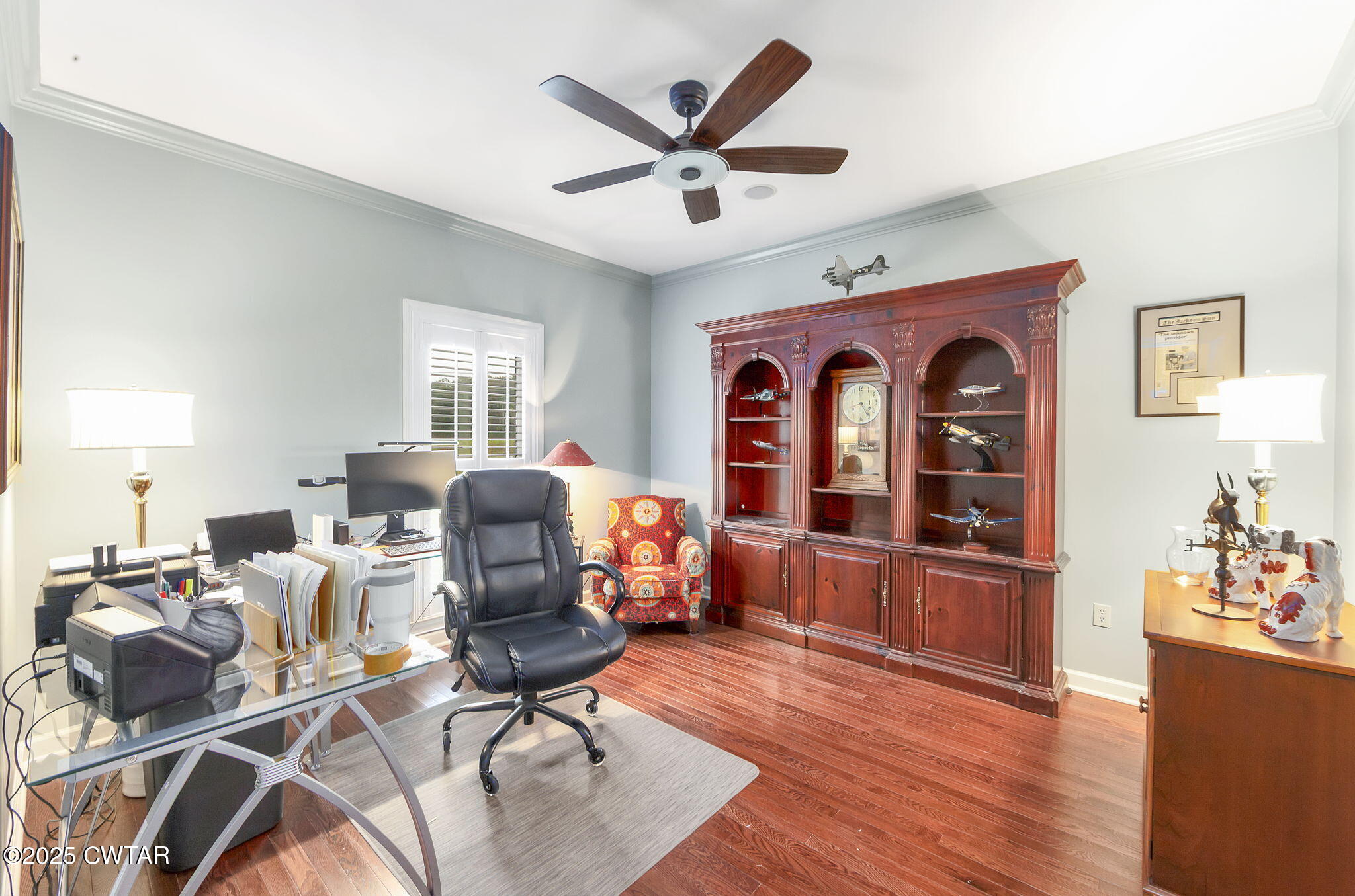 119 Bascom Road Jackson, TN 38305 - Photo 27 of 49 a living room with furniture