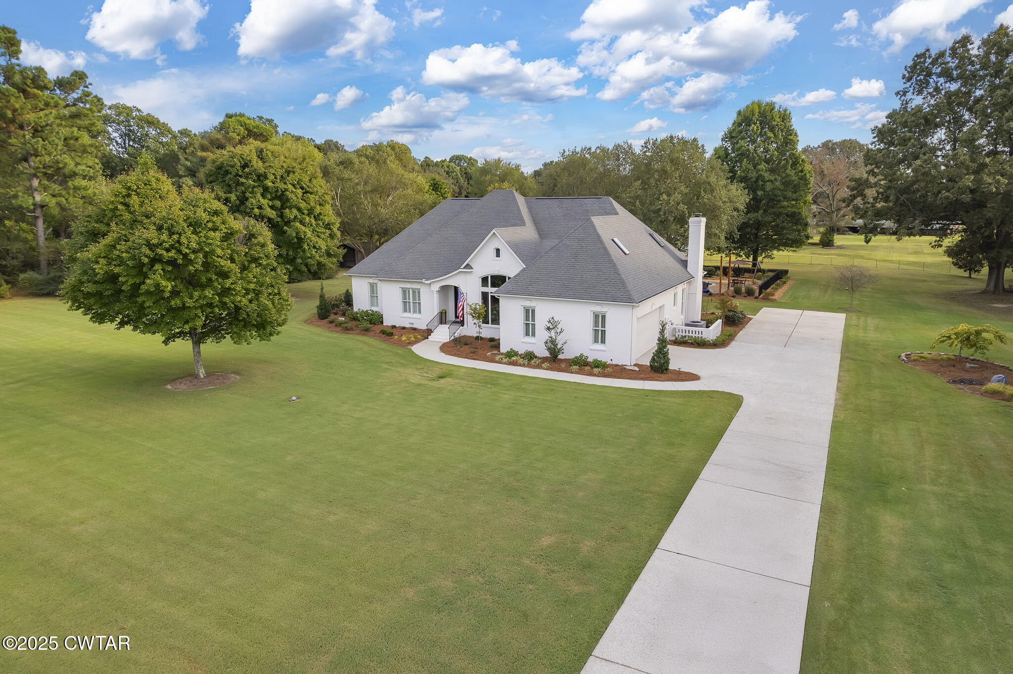 119 Bascom Road Jackson, TN 38305 - Photo 46 of 49 a view of a house with a big yard