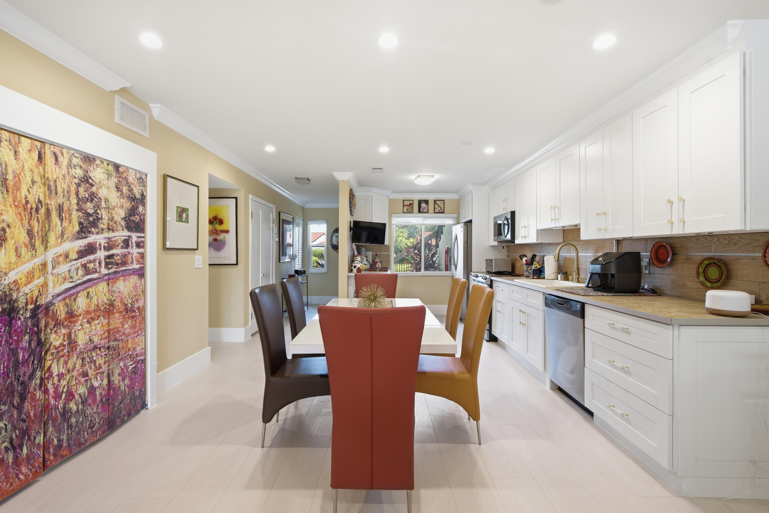 9232 Pecky Cypress Lane, Unit 2G Boca Raton, FL 33428 - Photo 7 of 36 18_luxpro.media 9232 pecky cypress lane