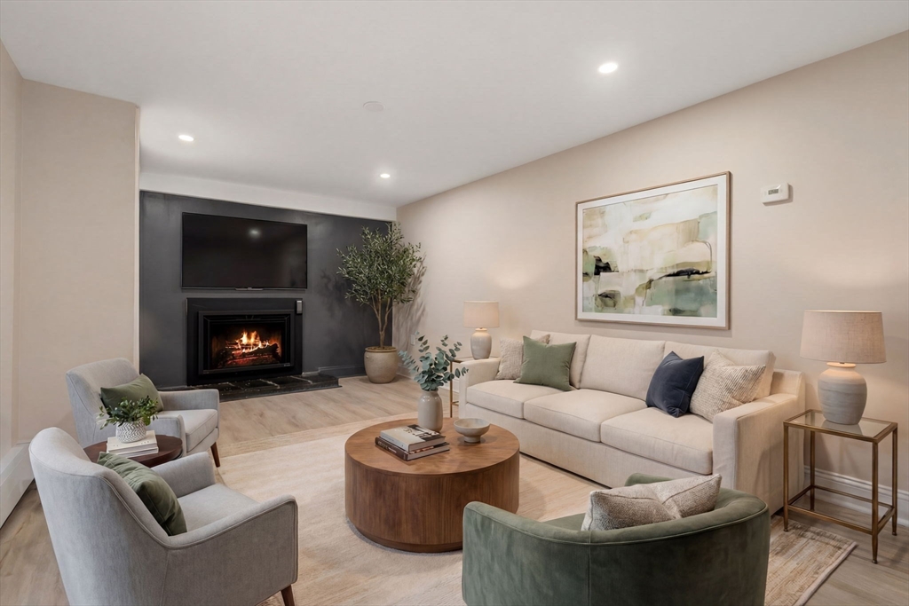 25 Shadow Road Melrose, MA 02176 - Photo 30 of 42