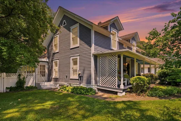 $275,000 | 413 East 1st Street, New Richmond, WI 54017