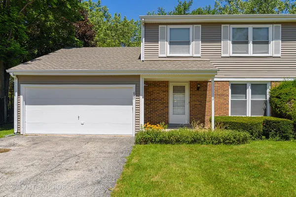 $2,195 | 627 Smith Avenue, Lake Bluff, IL 60044