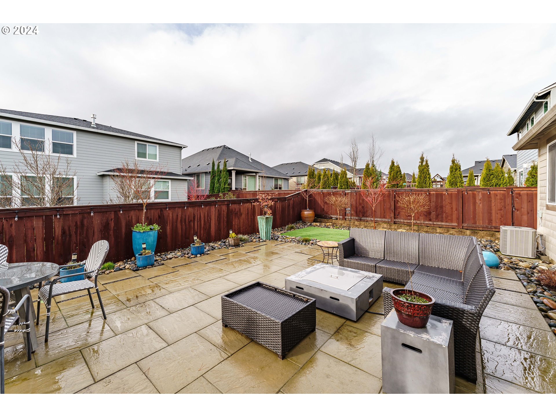 1839 South 47th Place Ridgefield, WA 98642 - Photo 37 of 40 a view of a terrace with furniture