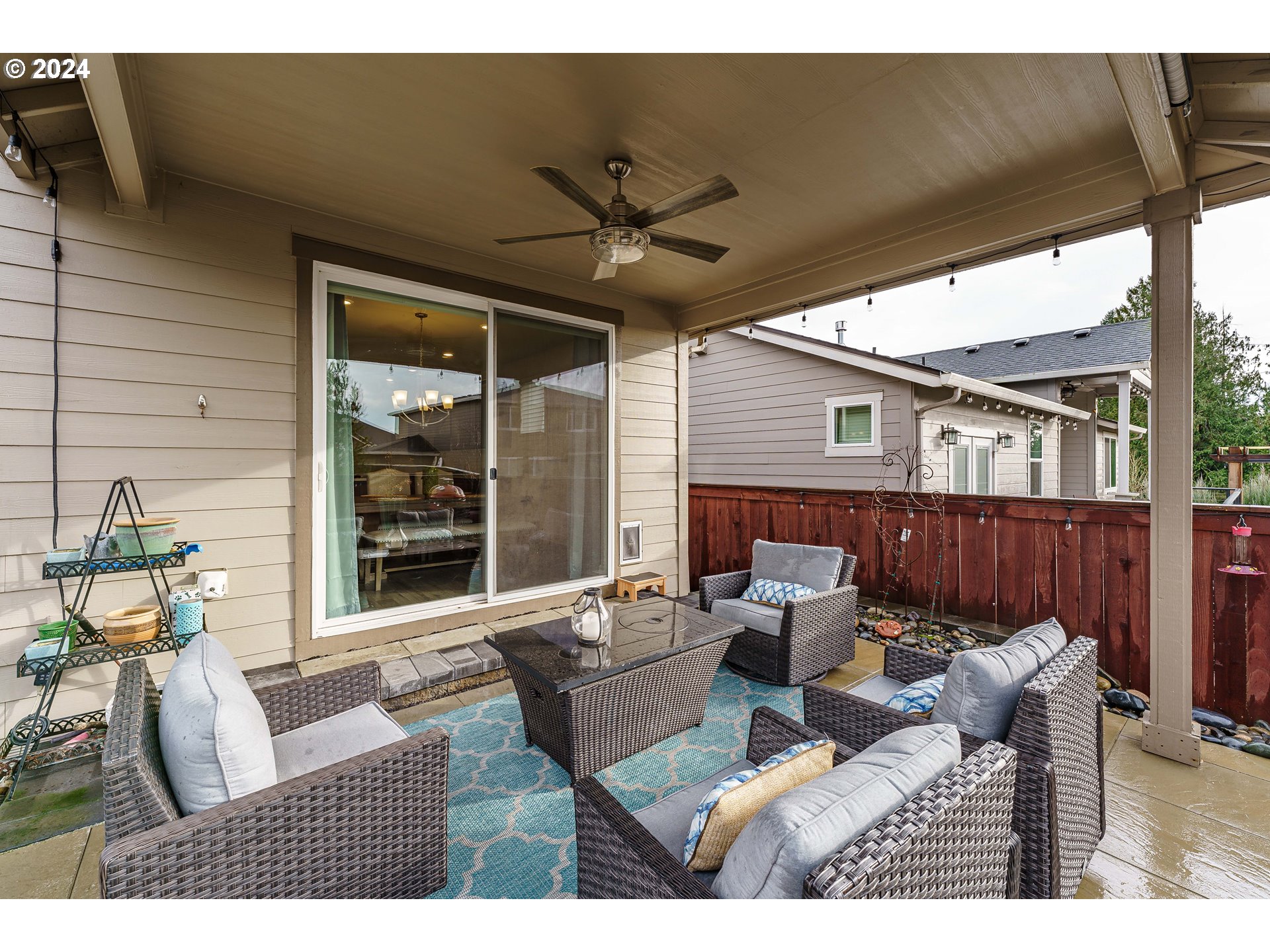 1839 South 47th Place Ridgefield, WA 98642 - Photo 38 of 40 a view of porch with seating space