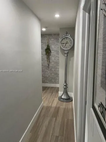 $6,900 | 428 North Crescent Drive, Hollywood, FL 33021