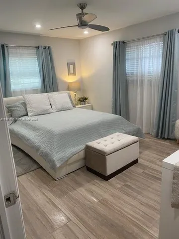 $6,900 | 428 North Crescent Drive, Hollywood, FL 33021