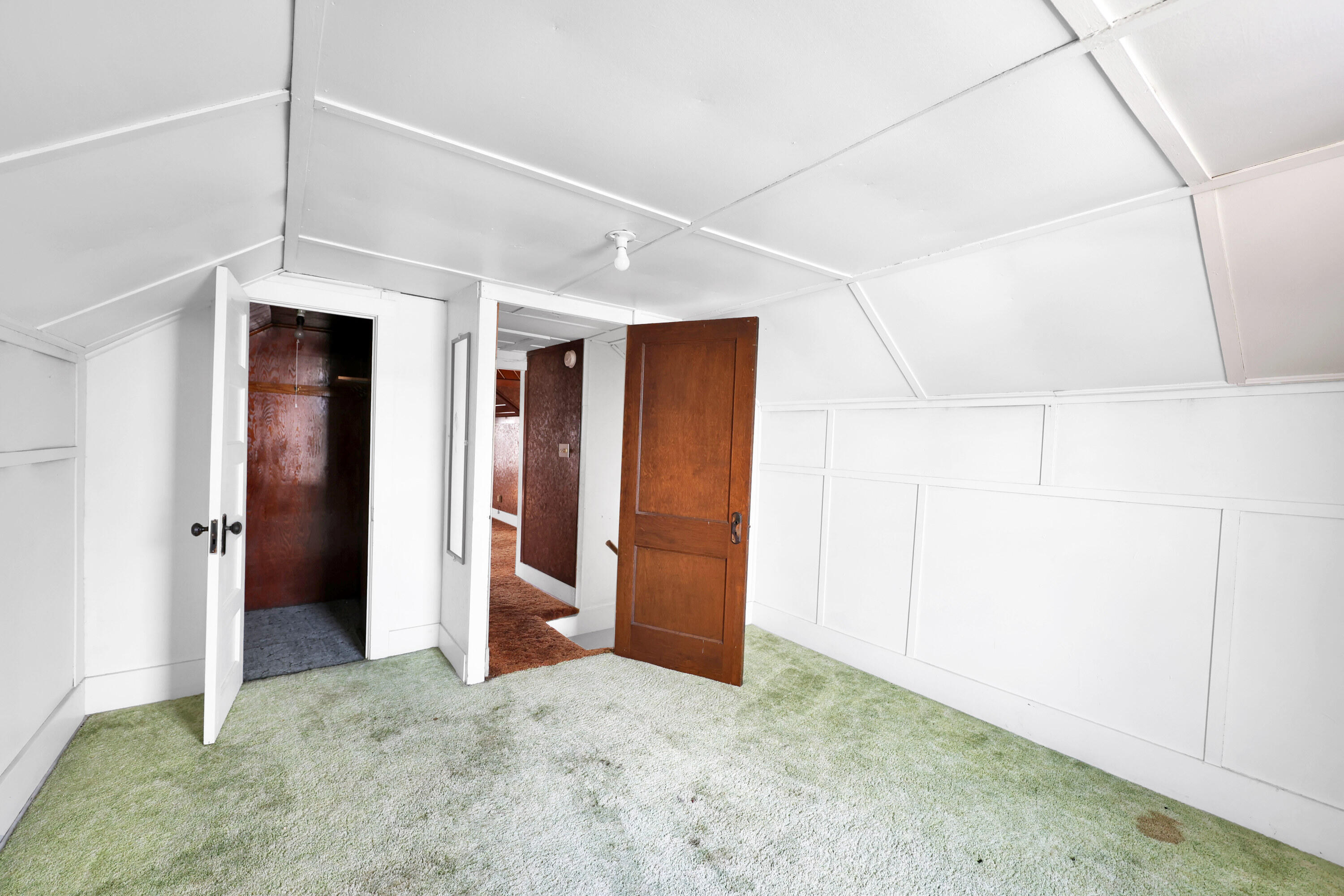 112 South Indiana Street Hobart, IN 46342 - Photo 22 of 25 a view of a big room with closet and entryway