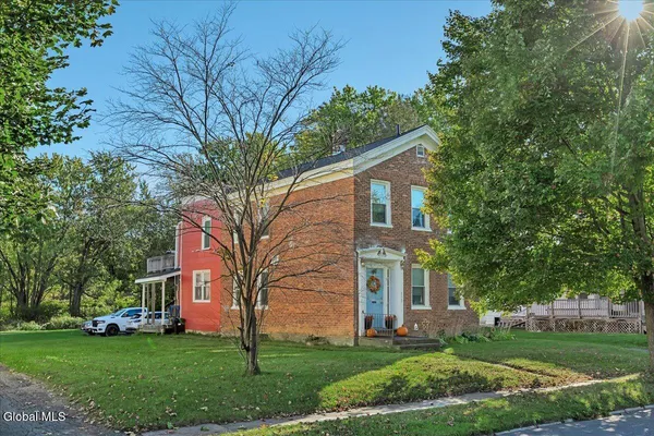 $250,000 | 212 East Main Street, Johnstown, NY 12095