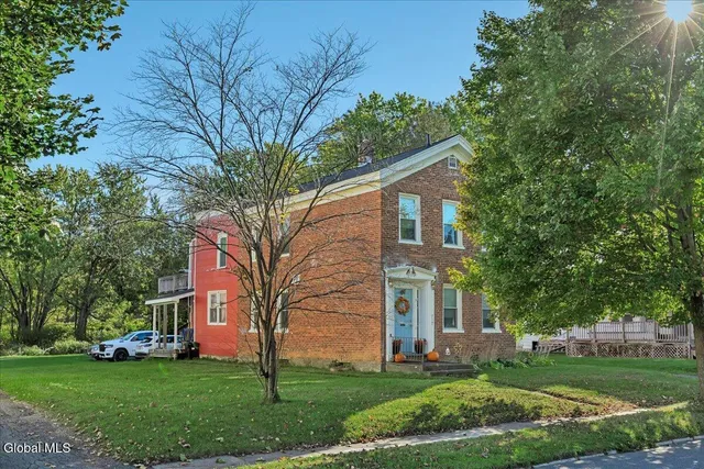 $250,000 | 212 East Main Street, Johnstown, NY 12095