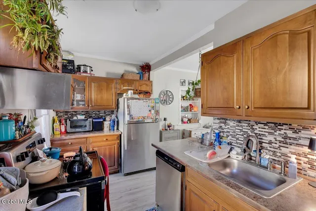 $250,000 | 212 East Main Street, Johnstown, NY 12095