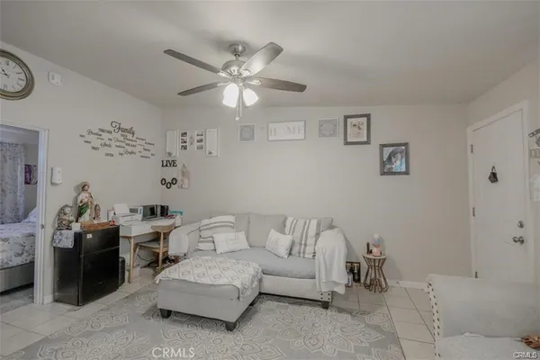 $1,750 | 587 El Placer Road, Palm Springs, CA 92264