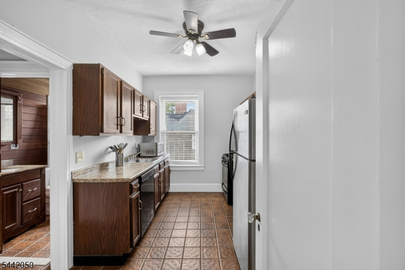 16 Forest Street Montclair, NJ 07042 - Photo 19 of 24